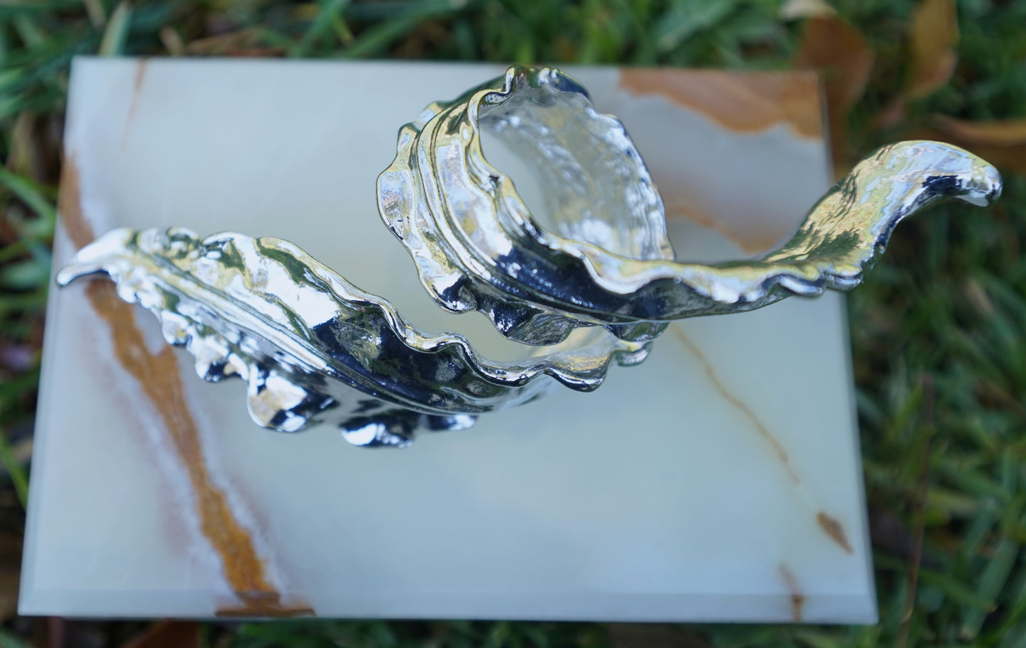 Elegant Twisted Metal Leaf Cuff Bracelet - Simple Luxury for Women & Girls