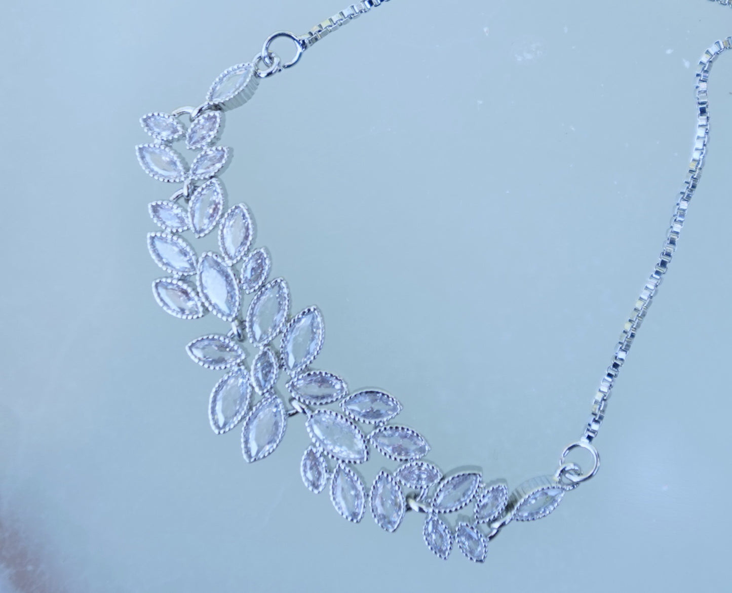 Exquisite Leaf Marquise Zircon Adjustable Bracelet