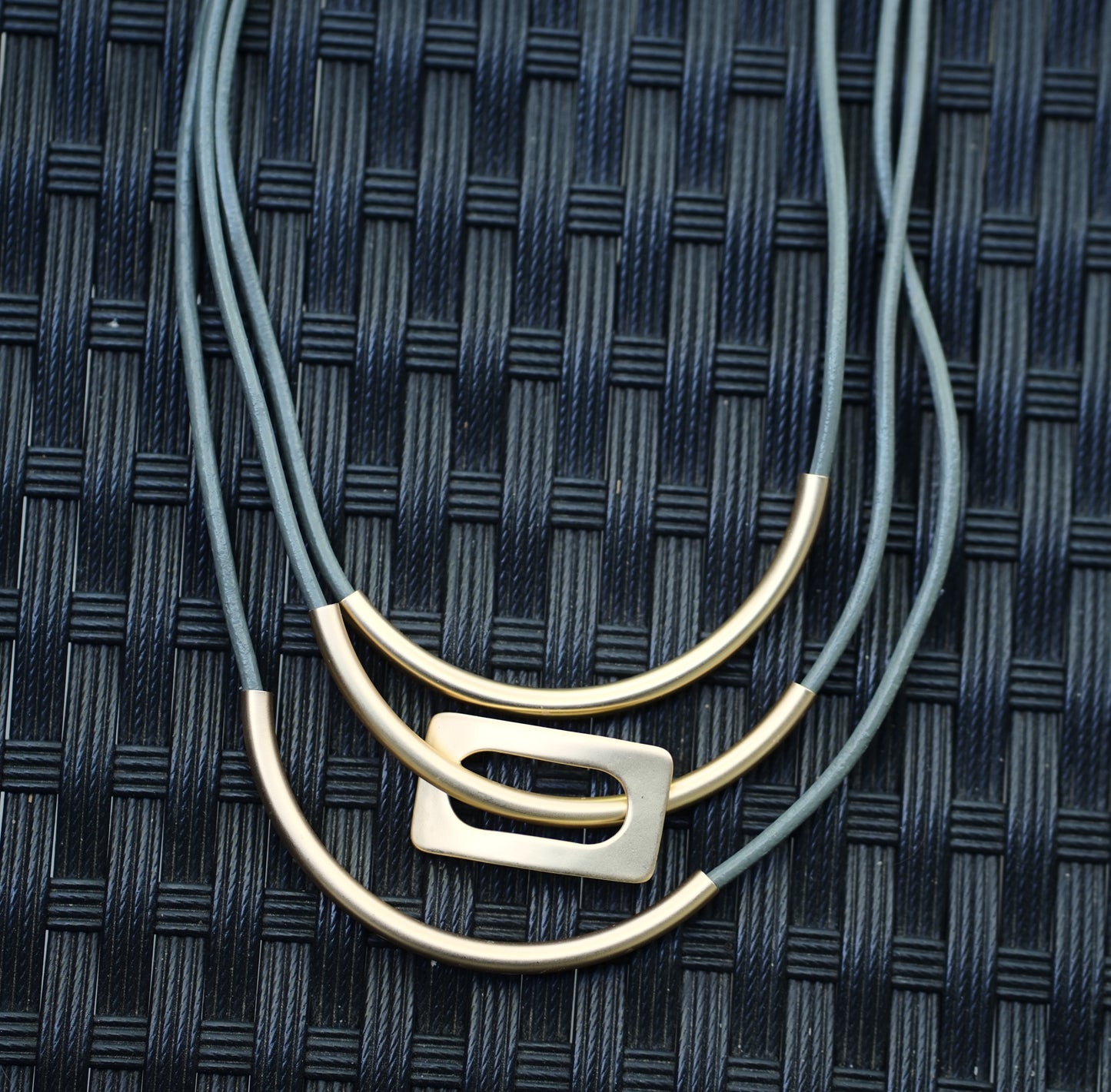 Vintage Multilayer Leather Choker Necklace