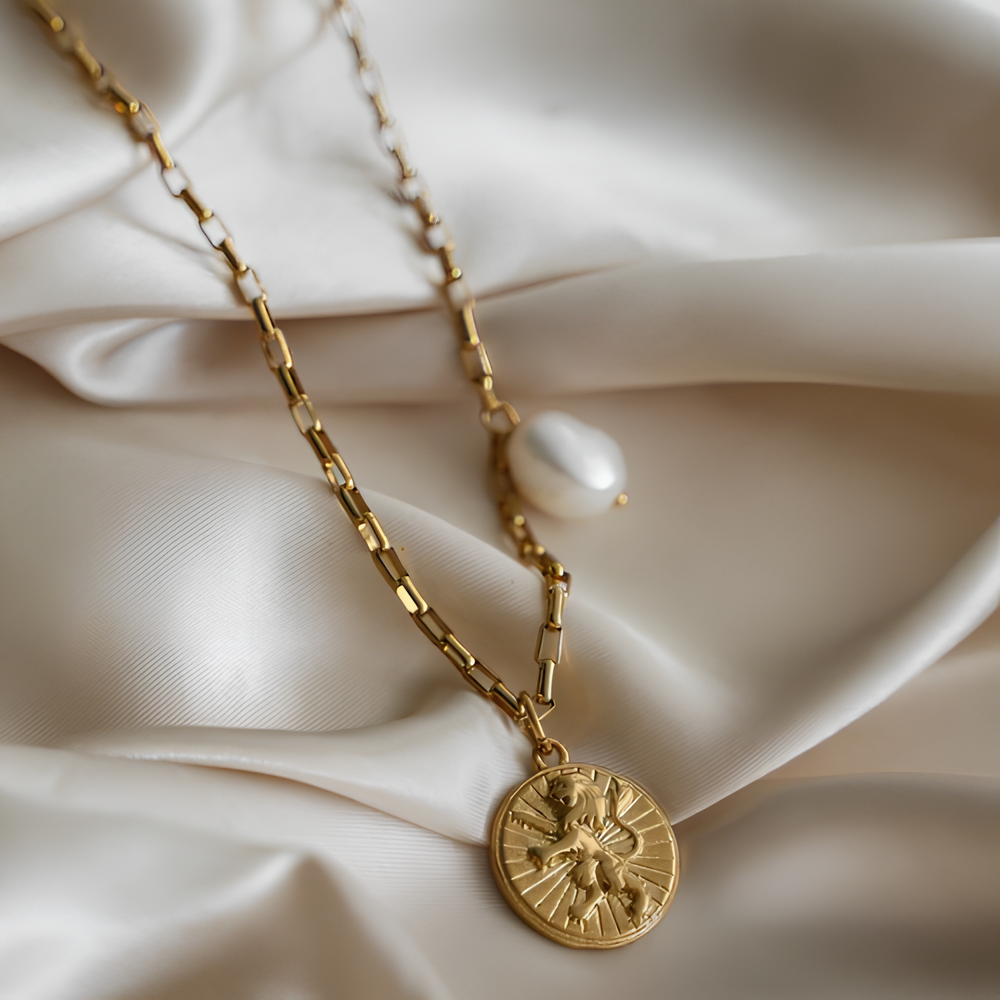 Necklace & Pendant