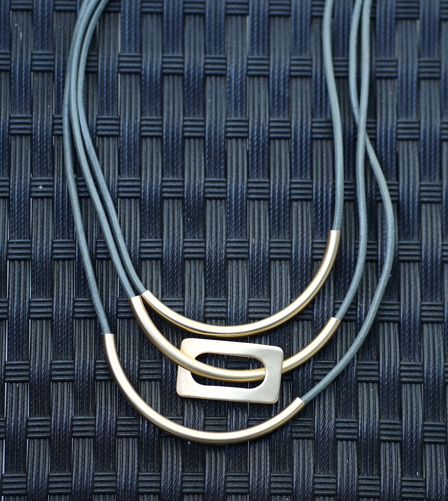 Vintage Multilayer Leather Choker Necklace