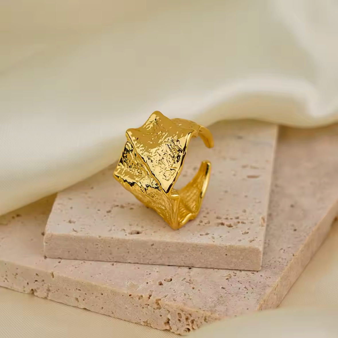 Elegant 18k Gold-Plated Stainless Steel Open Ring - Waterproof & Fade-Resistant