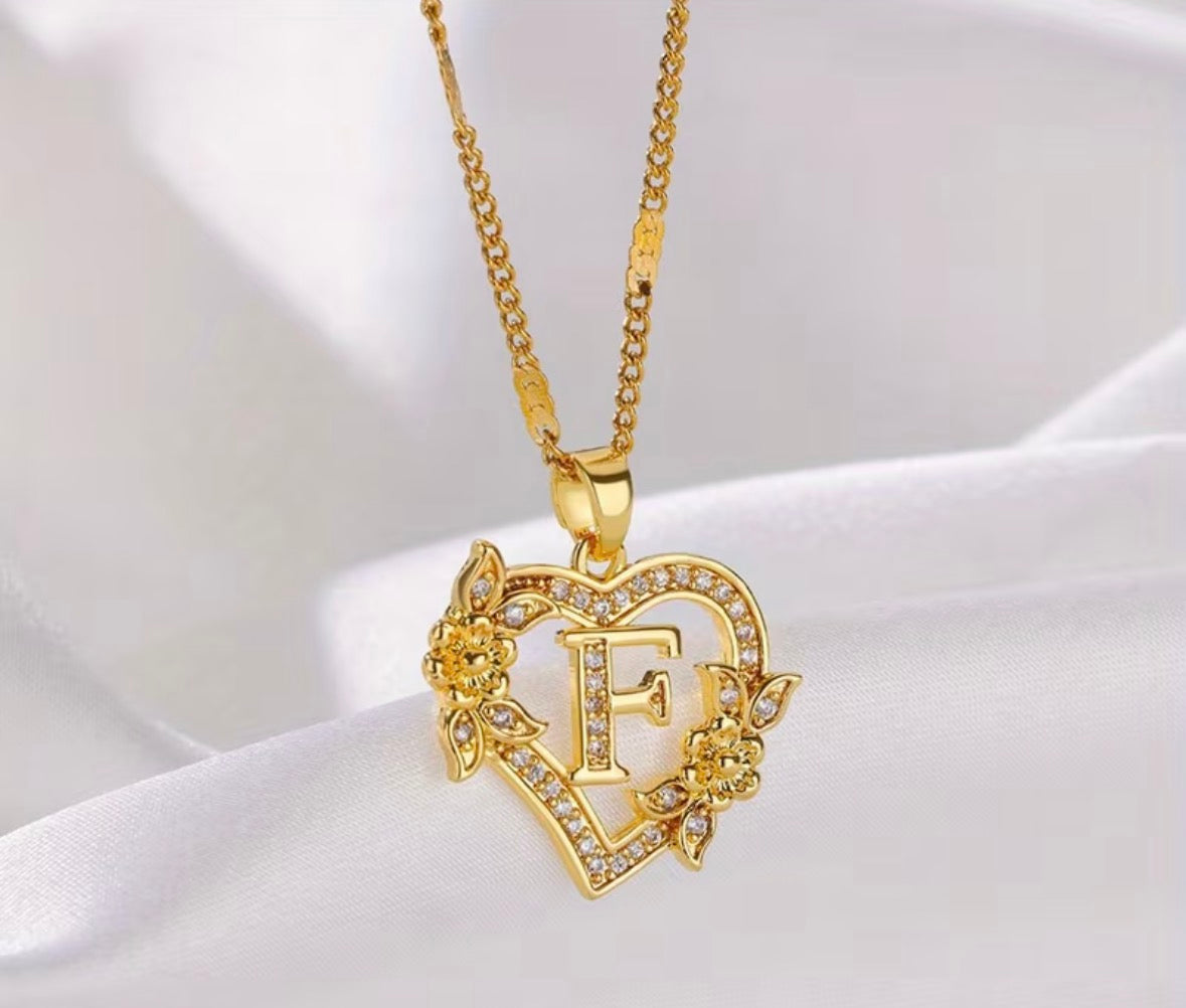 Custom Initial Heart Necklace – Personalized Gold Name Pendant with Crystal Detail