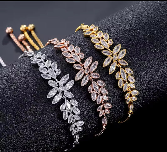 Exquisite Leaf Marquise Zircon Adjustable Bracelet
